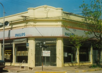 Tienda Los Vascos (Avellaneda esq. Sarmiento, hoy Casa Giúdice)
